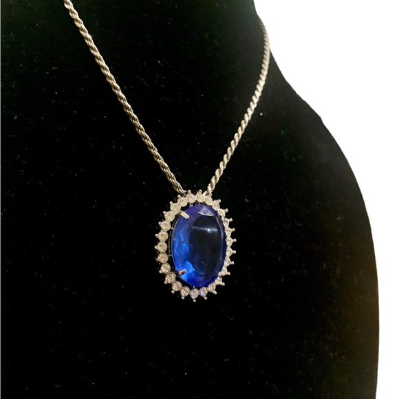 Blue Faceted Glass Pendant or Brooch Combo Silver Tone with Rhinestones - Picture 10 of 12